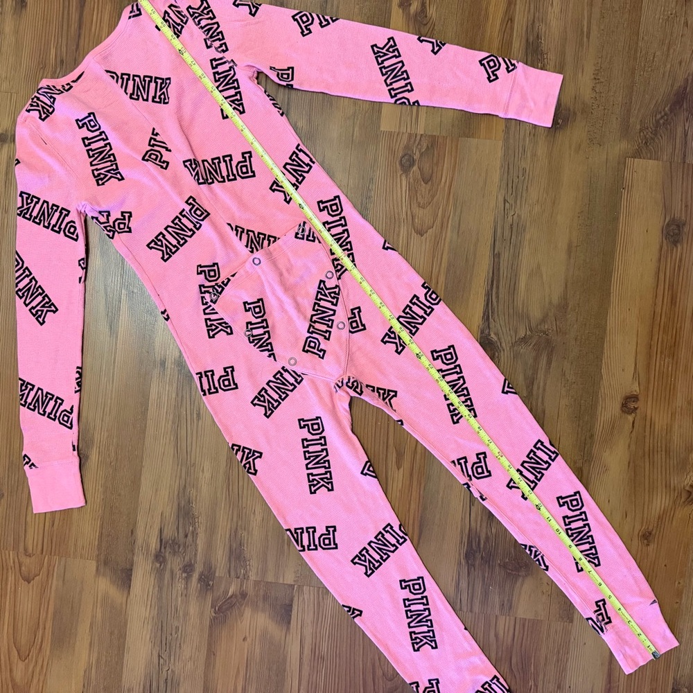 Victoria’s Secret PINK All Over Print Waffle Texture Thermal Onesie Size Small - Picture 6 of 12